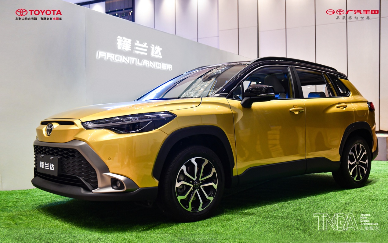 汽车停在那里 描述已自动生成